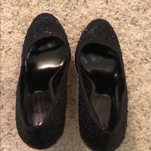 Black Crystal BCBGMAXAZRIA Heels in size 6. - Picture 3 of 7